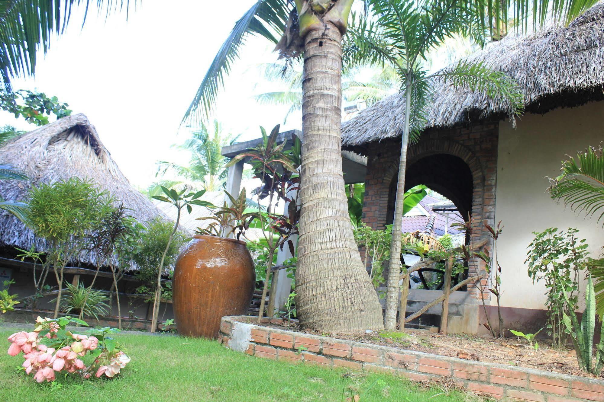 Lien Hiep Thanh Homestay & Beach Bar Phu Quoc Exteriör bild