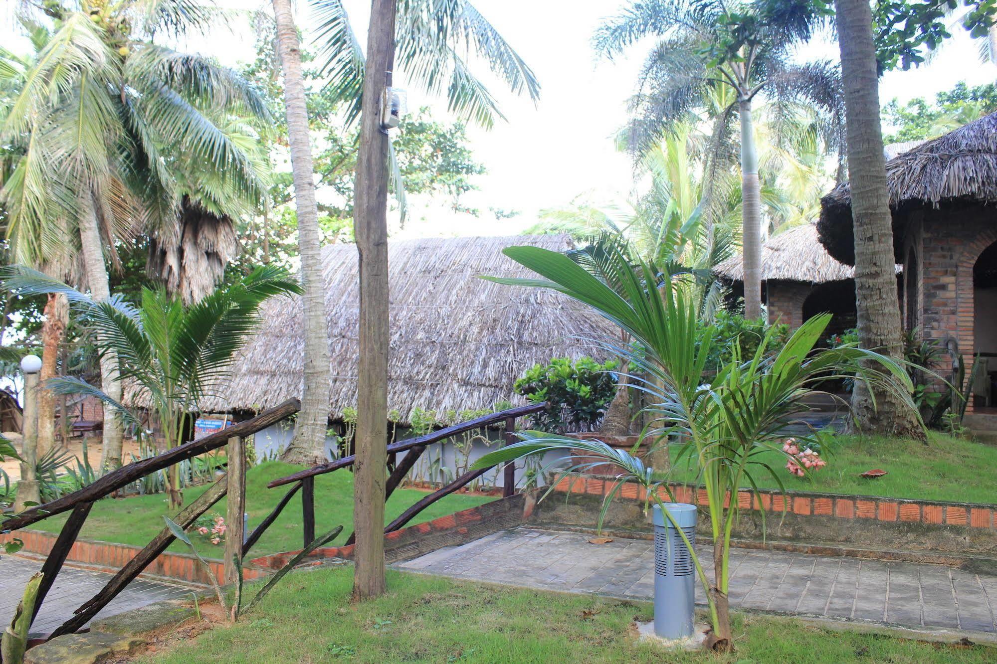 Lien Hiep Thanh Homestay & Beach Bar Phu Quoc Exteriör bild