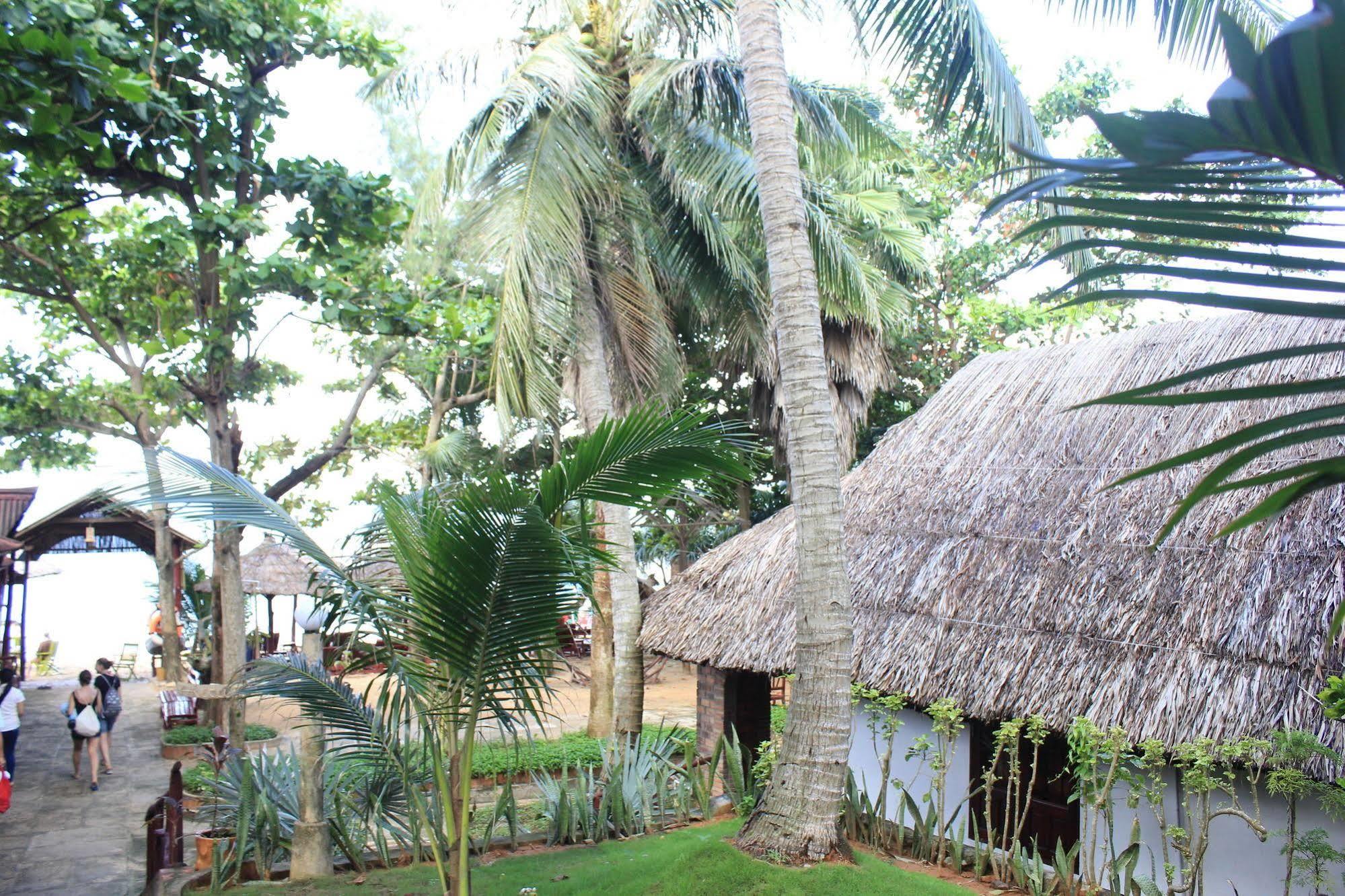 Lien Hiep Thanh Homestay & Beach Bar Phu Quoc Exteriör bild