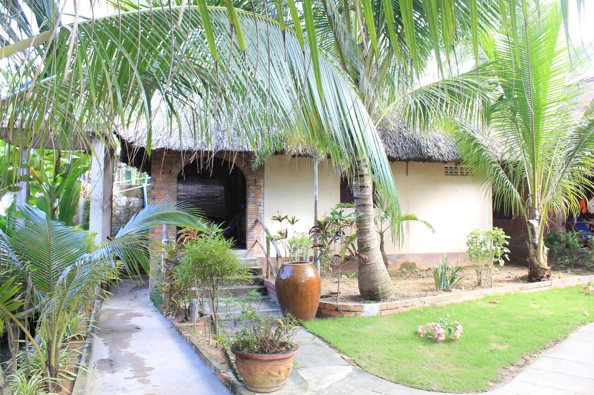 Lien Hiep Thanh Homestay & Beach Bar Phu Quoc Exteriör bild