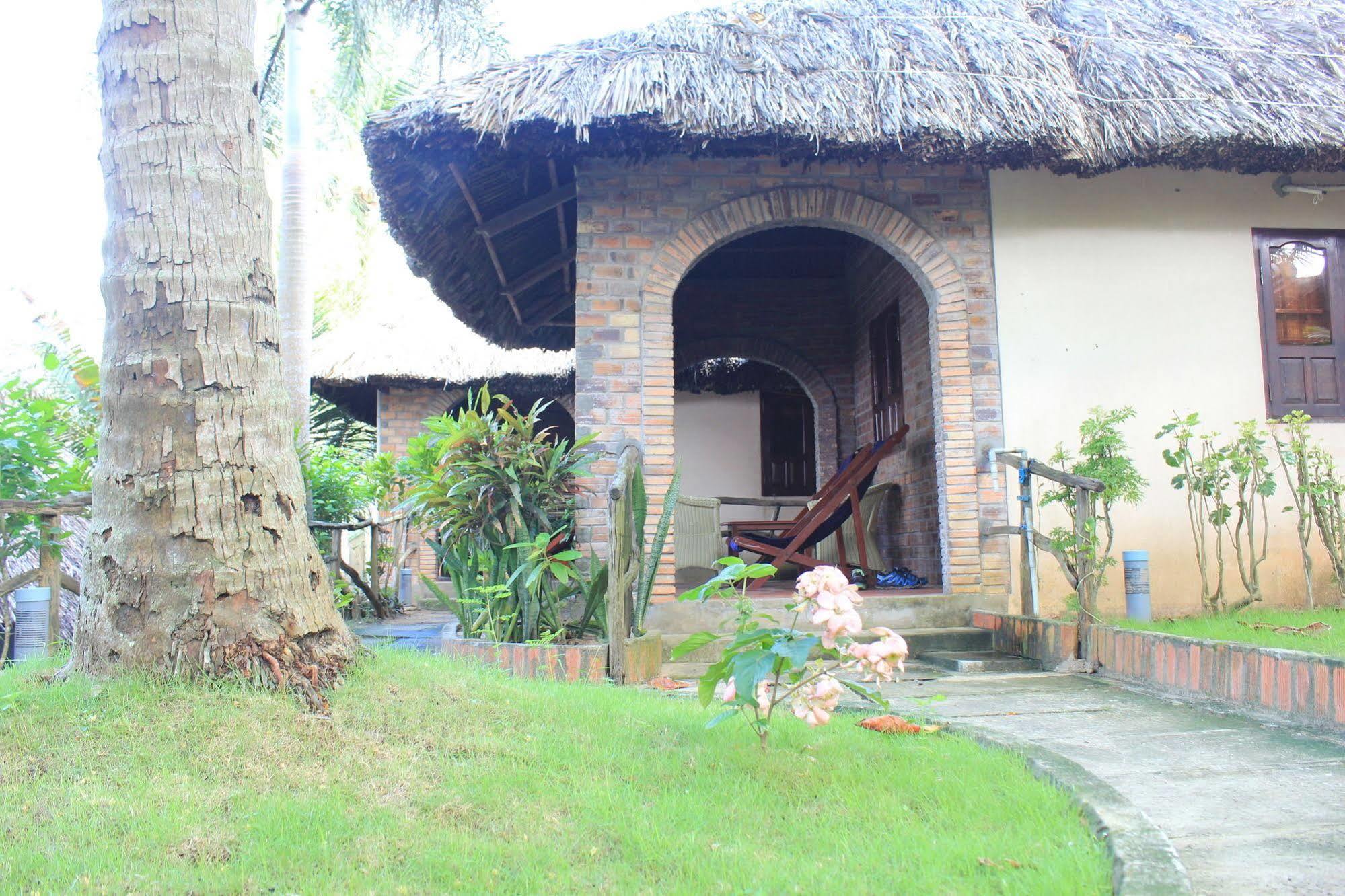 Lien Hiep Thanh Homestay & Beach Bar Phu Quoc Exteriör bild